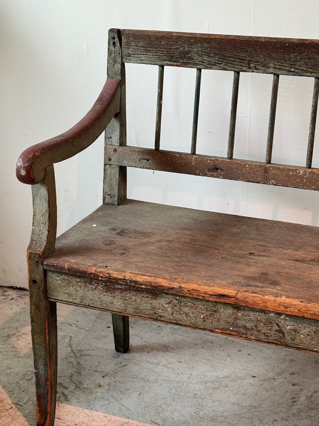 Antique European Painted Wood Slat-Back Bench with Arms – 19th Century Rustic