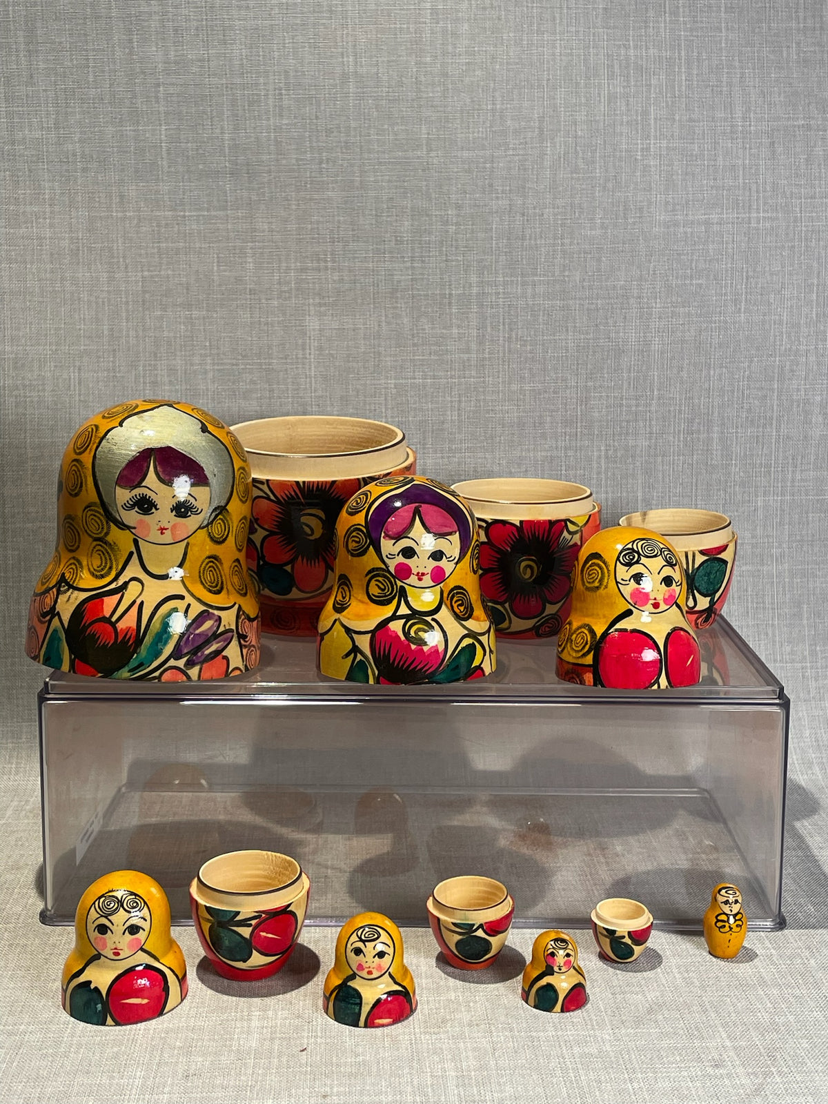 Vintage Hand-Painted Russian Matryoshka Nesting Doll Set – Bright Floral Folk Art