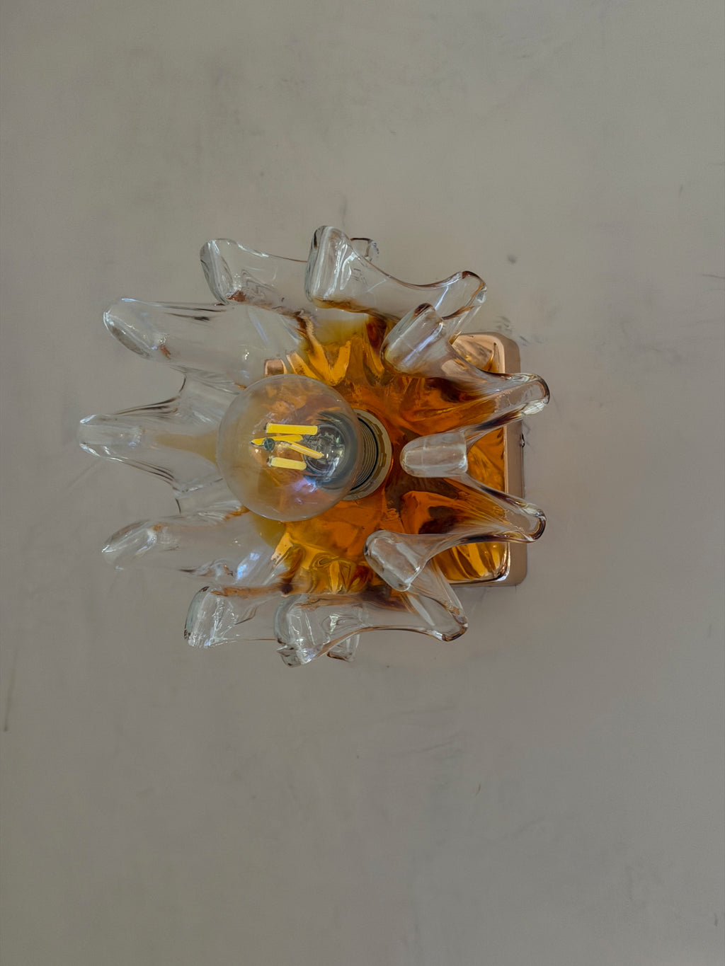 Mazzega Murano orange glass wall sconce with frosted textured crystal and sculptural Italian design — Hommes and Gardens, Lights + Lanterns Collection, Wallscape Collection, Home Decor, Interior Designer, Home Design, Luxury Design, Art, Furniture, Objects, Italian Design, Murano Glass, Vintage Lighting, Mid-Century Modern.