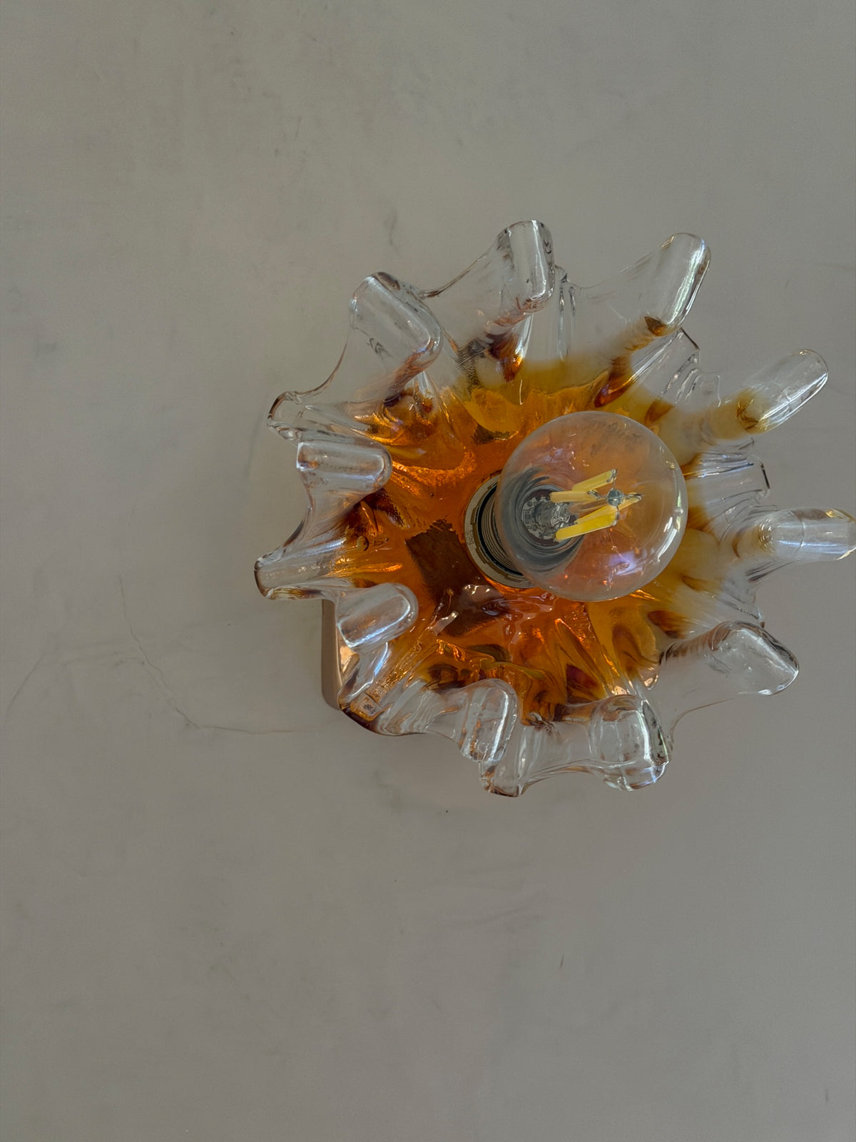 Mazzega Murano orange glass wall sconce with frosted textured crystal and sculptural Italian design — Hommes and Gardens, Lights + Lanterns Collection, Wallscape Collection, Home Decor, Interior Designer, Home Design, Luxury Design, Art, Furniture, Objects, Italian Design, Murano Glass, Vintage Lighting, Mid-Century Modern.