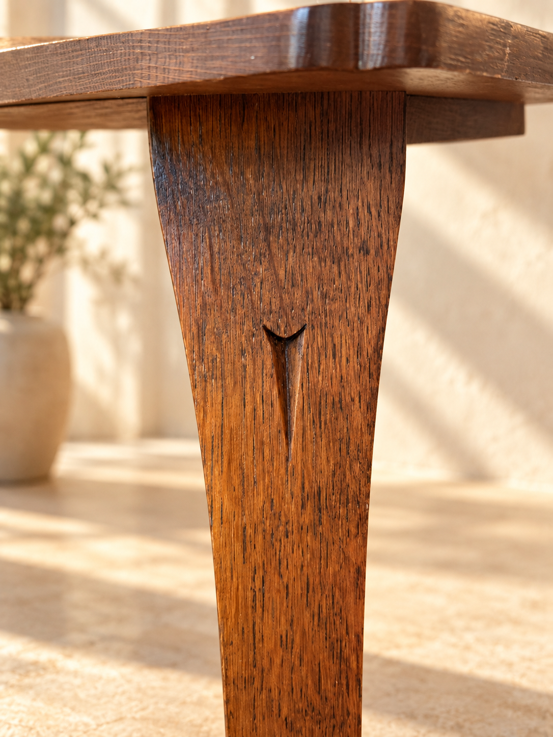 Side view of Gustav Stickley Tom Jones oak drink stand showing tapered legs and lower shelf, circa 1900 — Hommes and Gardens, Furniture Collection, Home Decor, Interior Designer, Home Design, Luxury Design, Art, Furniture, Objects, Antique Furniture, Arts and Crafts, Mission Style, American Design.