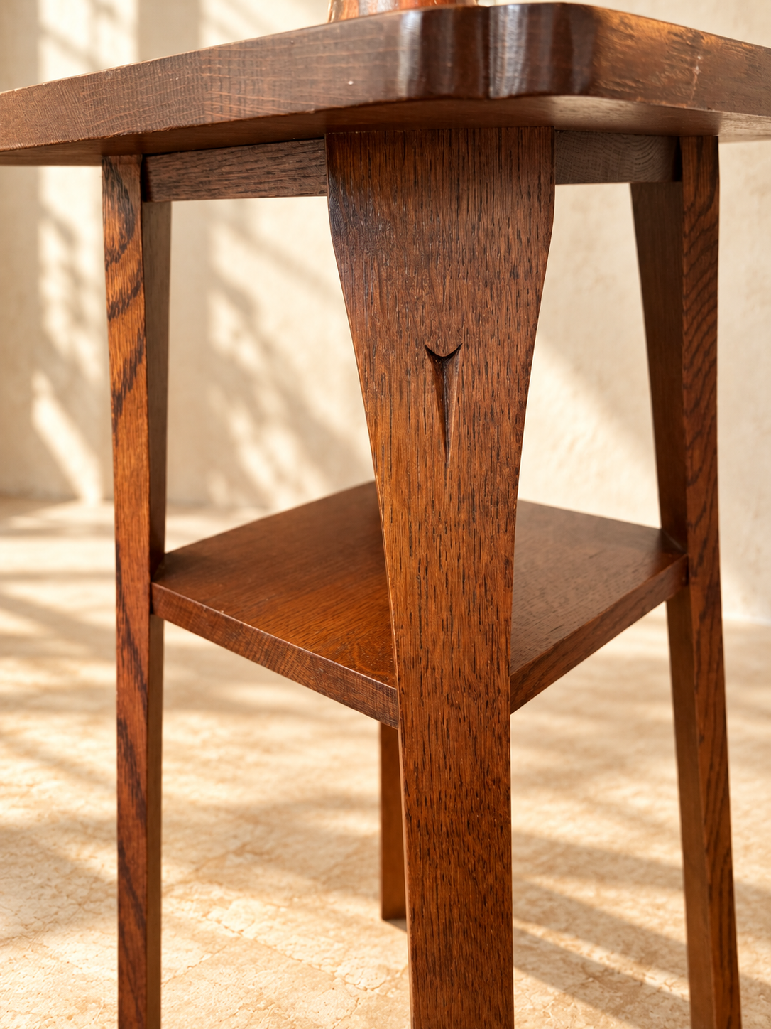 Lower shelf and oak frame detail on circa 1900 Tom Jones drink stand attributed to Gustav Stickley — Hommes and Gardens, Furniture Collection, Home Decor, Interior Designer, Home Design, Luxury Design, Furniture, Objects, Arts and Crafts, Mission Furniture, American Design.