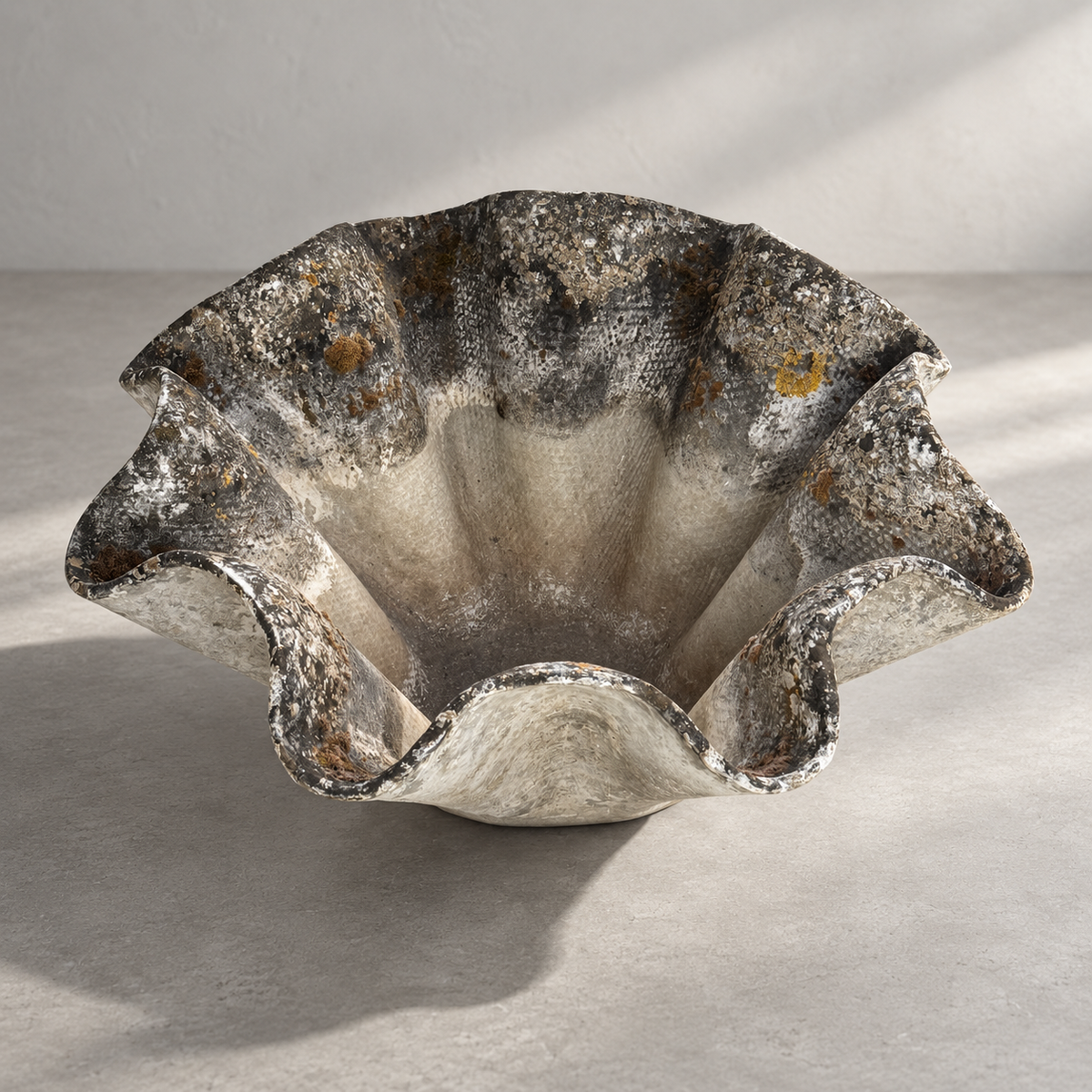 Top view of Willy Guhl Cupcake planter showing wide circular opening