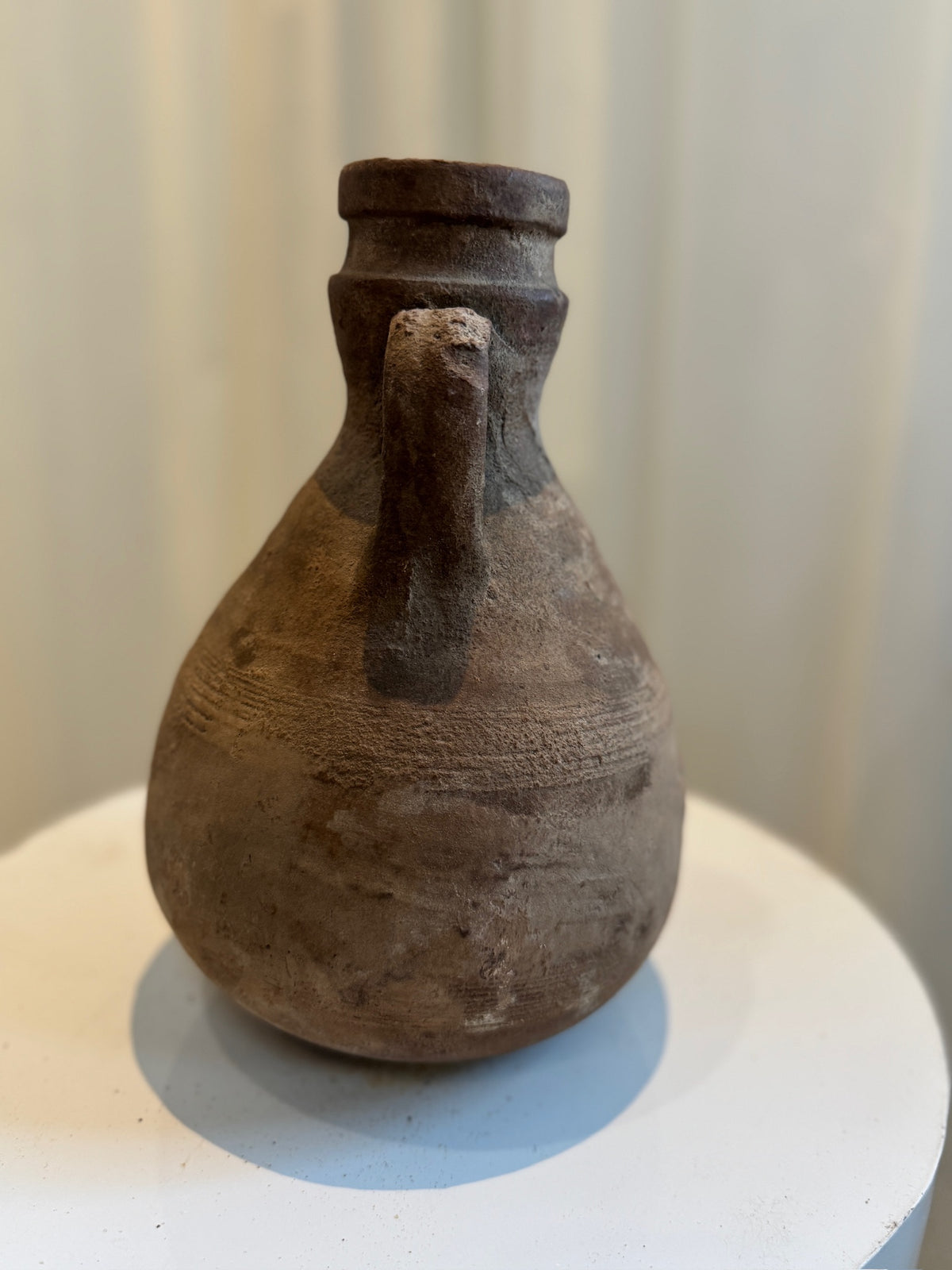 Antique Roman-style terracotta amphora handcrafted with rounded form, curved handles, and aged texture, decorative vessel for timeless interiors — Hommes and Gardens, Vases + Vessels Collection, Landscape Architect, Interior Designer, Outdoor Living, Art, Furniture, Objects, Best Gifts, Nature, Backyard, Yard, Outdoor Decorations, Home Decor, Home Design, Luxury Design.