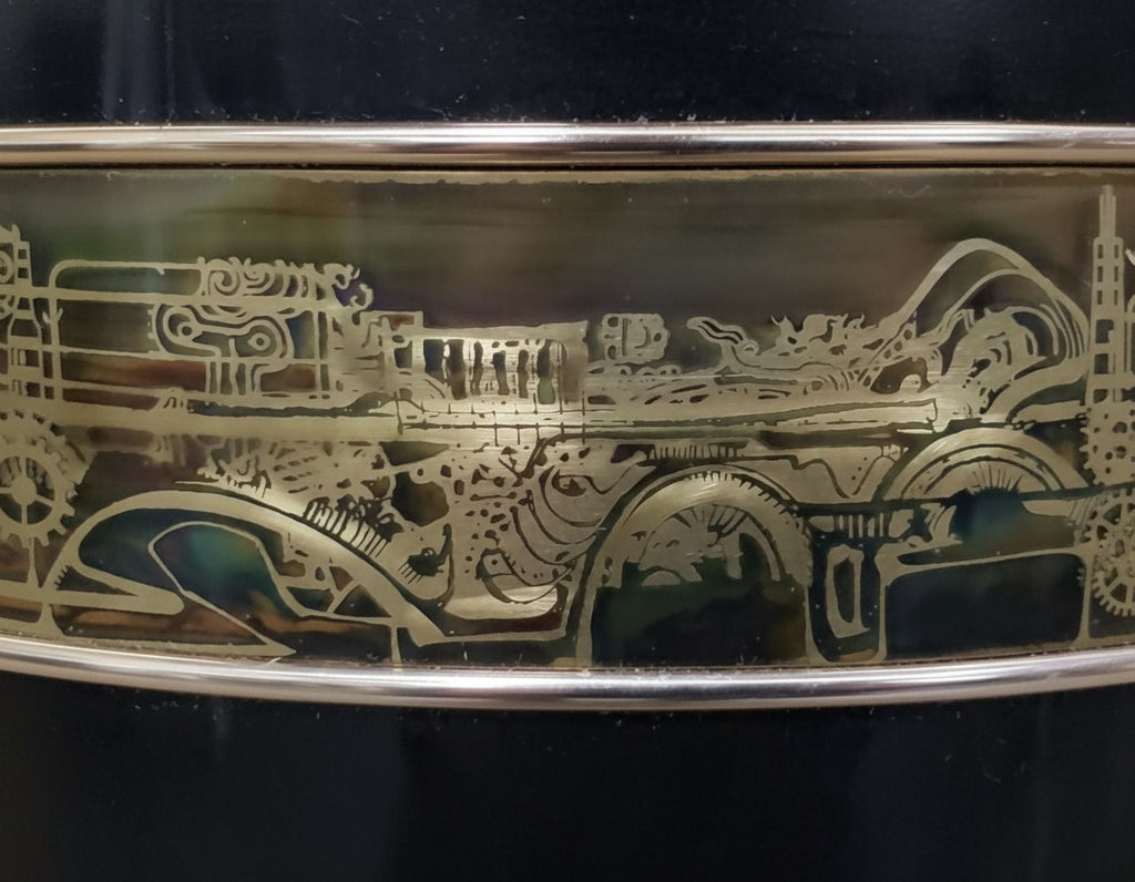 Close-up of etched brass detail on Circa 1970s Bernhard Rohne for Mastercraft Trefoil Lacquered Pedestal Table with Etched Brass Details hommes + gardens estudio.