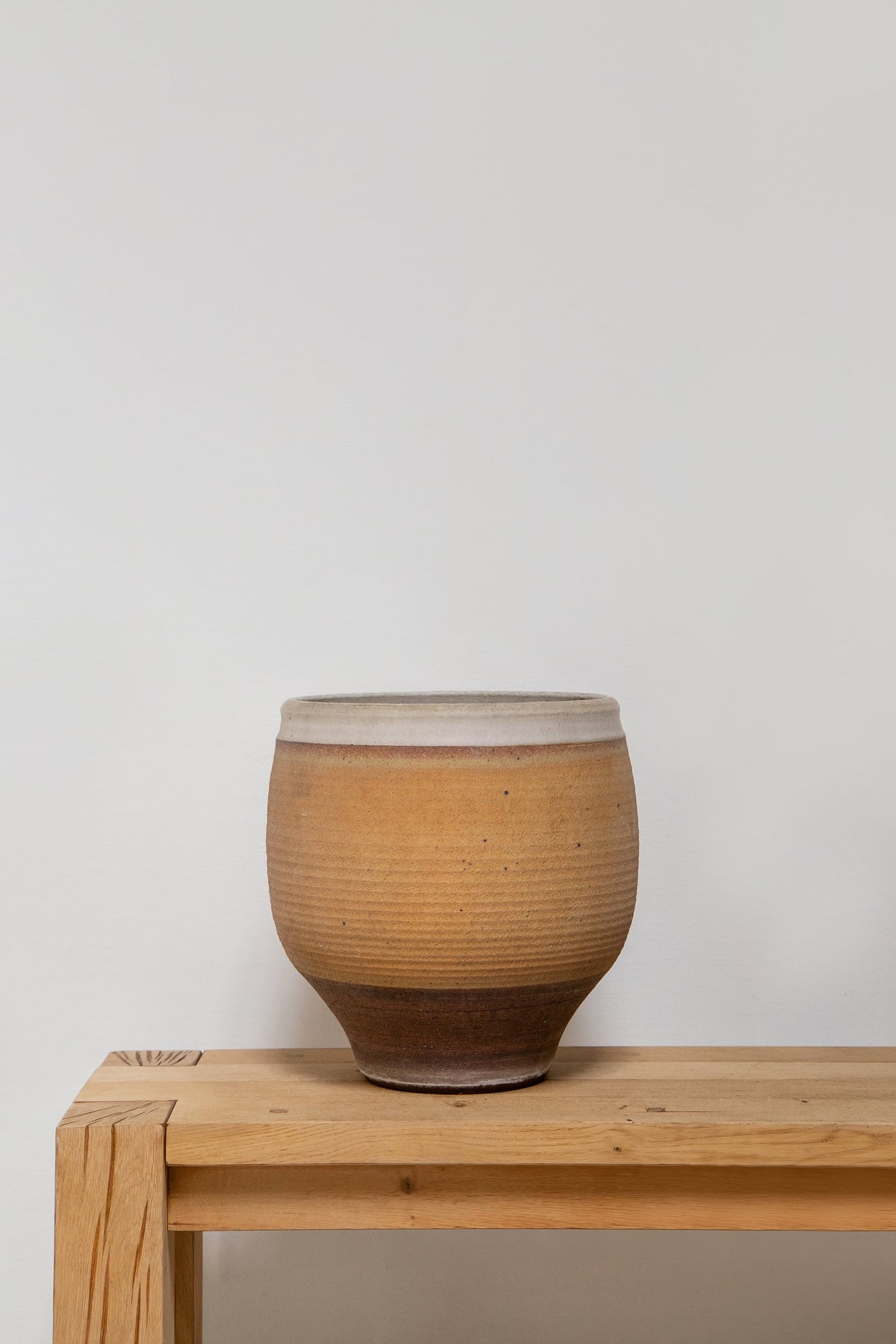 Hand-thrown stoneware planter by Bob Kinzie, mid-century modern pottery with ribbed texture and sophisticated simplicity — Hommes and Gardens, Pots + Vessels Collection, Landscape Architect, Interior Designer, Outdoor Living, Outdoor Decorations, Home Decor, Home Design, Luxury Design, Art, Furniture, Objects, Best Gifts, Nature, Backyard, Yard.
