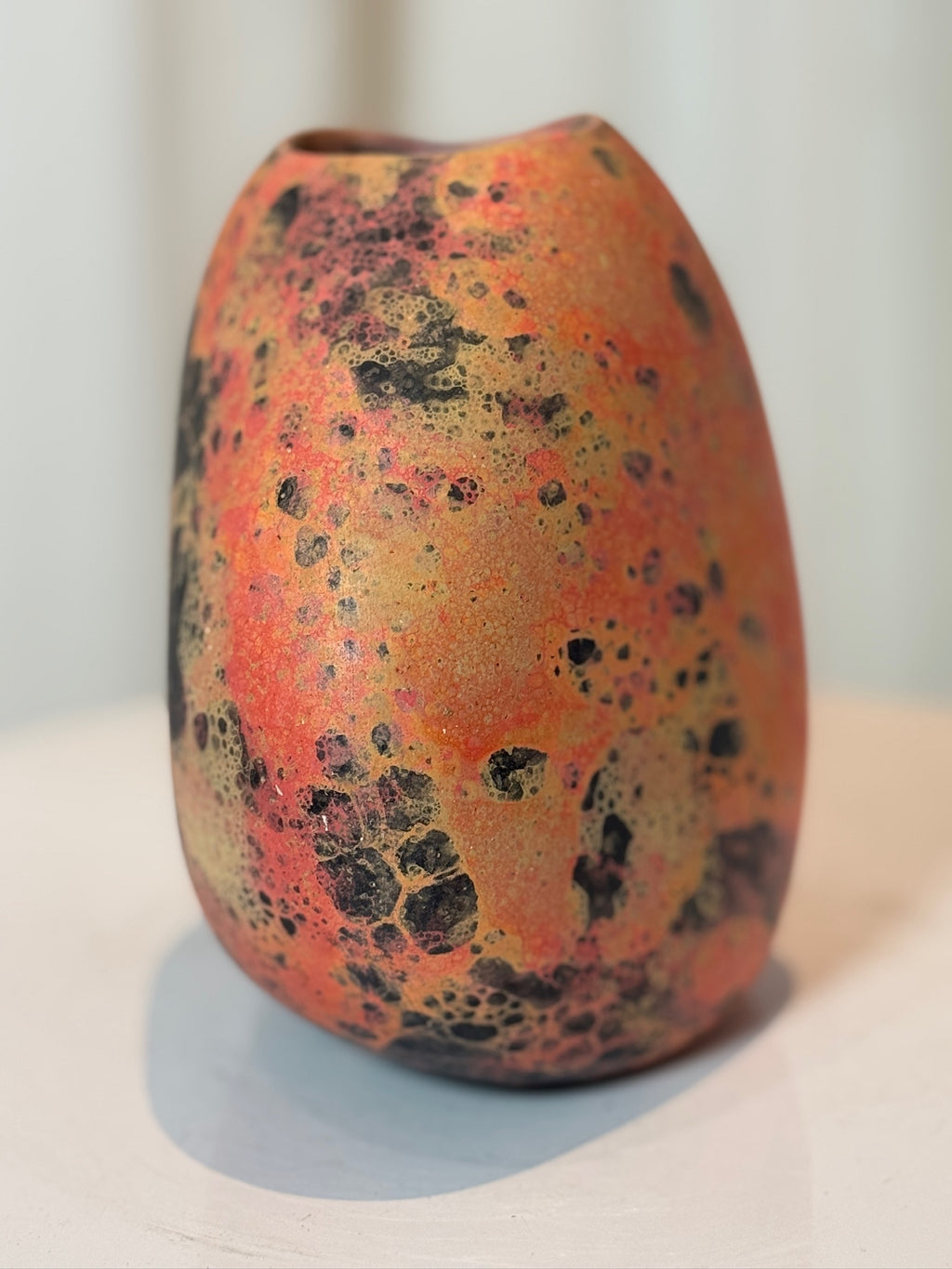 Handcrafted ceramic vase by Mich, 1994, featuring an abstract freeform design with textured glaze and artistic asymmetry, collectible studio pottery — Hommes and Gardens, Vases + Vessels Collection, Landscape Architect, Interior Designer, Outdoor Living, Art, Furniture, Objects, Best Gifts, Nature, Backyard, Yard, Outdoor Decorations, Home Decor, Home Design, Luxury Design.