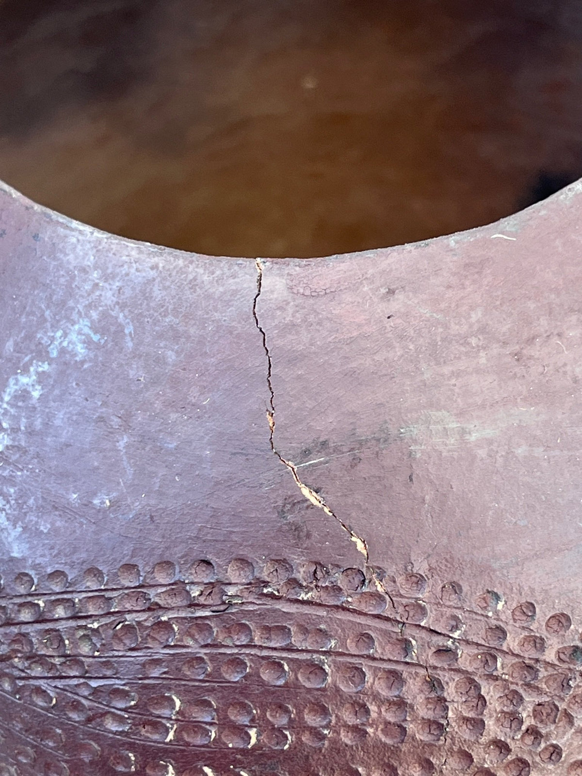 Handmade Zulu terracotta beer pot featuring rich brown surface and traditional form, antique African collectible — Hommes and Gardens, home decor, outdoor decorations, home design, luxury design, Landscape Architect, Interior Designer, Outdoor Living, Art, Furniture, Objects, Best Gifts, Nature, Backyard, Yard.